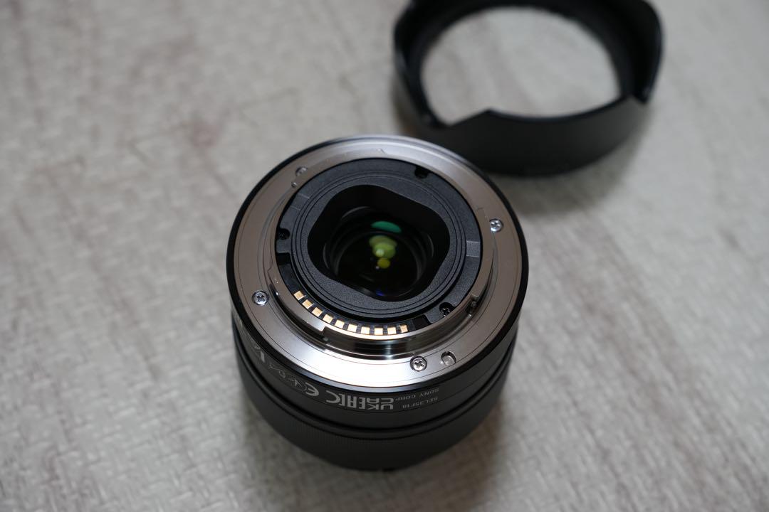 【美品】動作◎ SONY E 35mm F1.8 OSS 神レンズ 870 美品】動作◎ SONY E 35mm F1.8 OSS 神レンズ 870 - メルカリ
