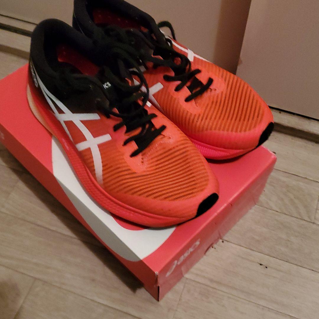 セール 登場から人気沸騰】 ASICS METASPEED EDGE メタスピードエッジ