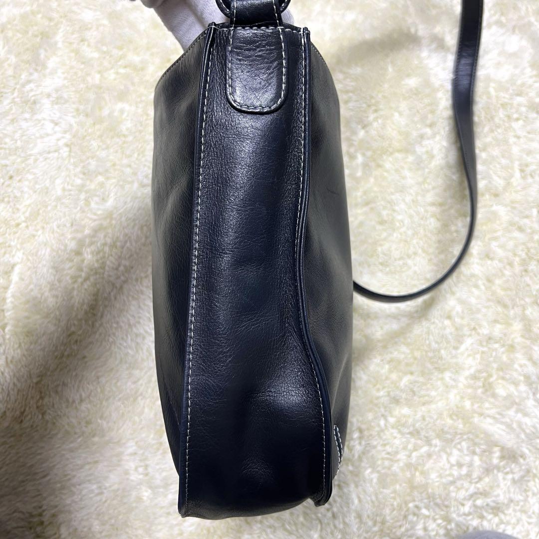 Kitamura キタムラ レザーショルダーバッグ ステッチ 斜め掛け