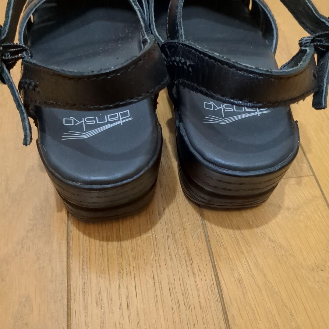 試着のみ DANSKO サボ サンダル 黒 36 ストラップ 試着のみ DANSKO サボ サンダル 黒 36 ストラップ