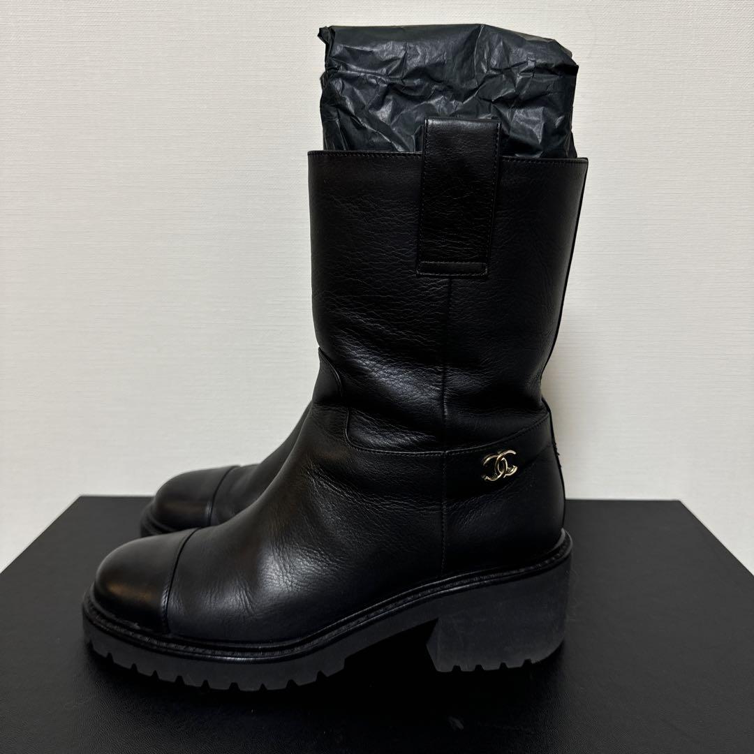 CHANEL エンジニアブーツ