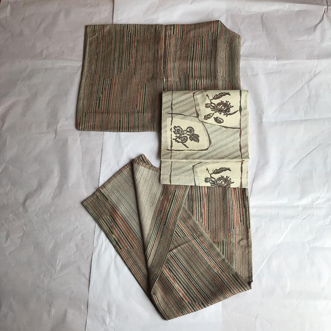 着物　単衣　ベージュ系　変り縦縞模様