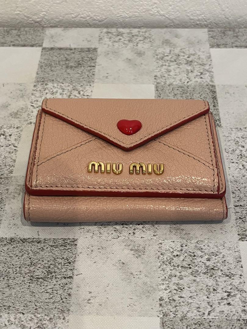 miu miu ピンク ハート 二つ折り財布