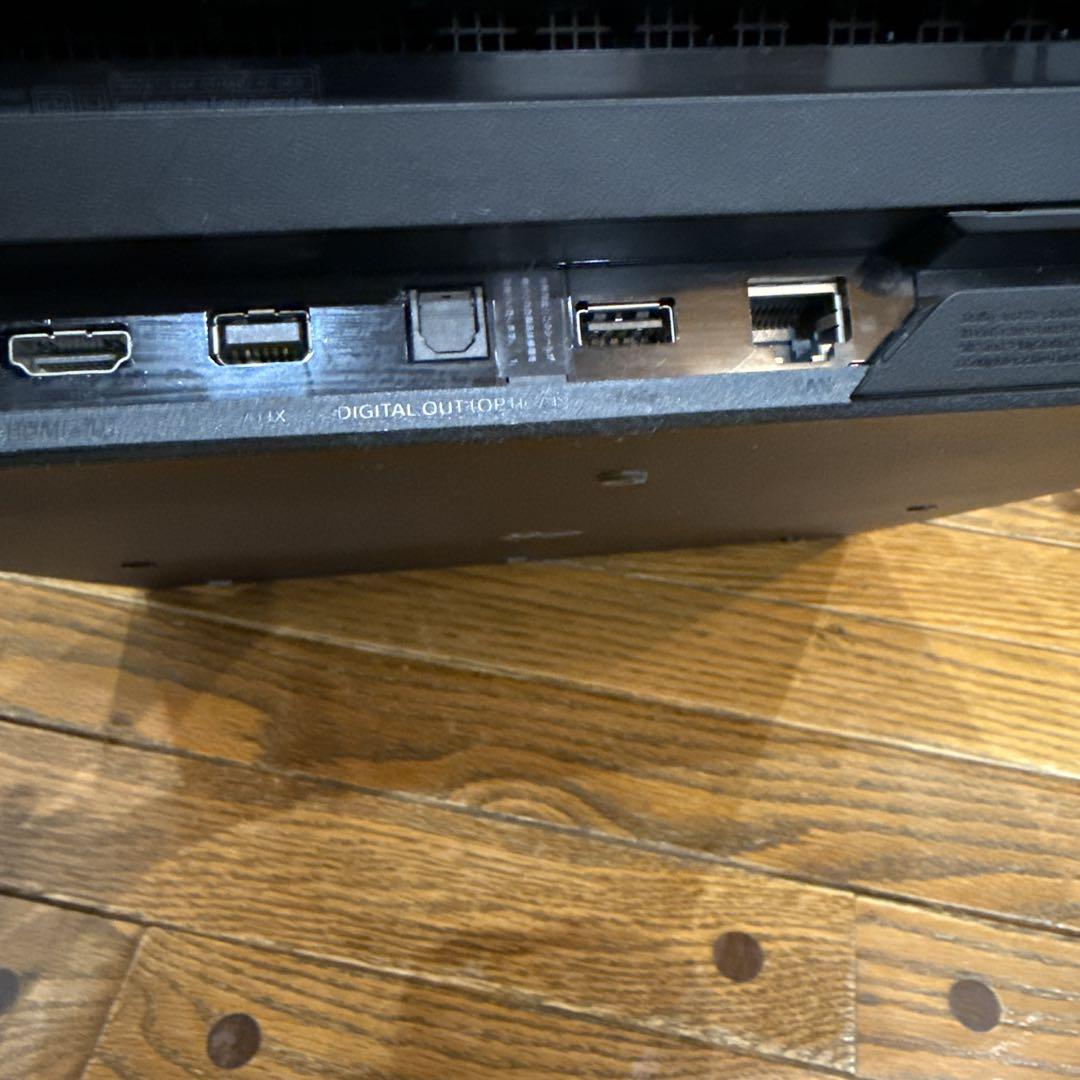 SONY PS4 PRO 1TB 本体のみ