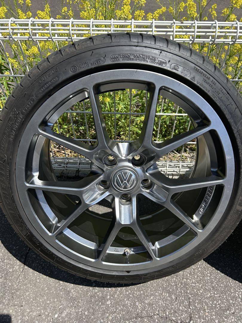 Neuspeed RSe10 18インチ