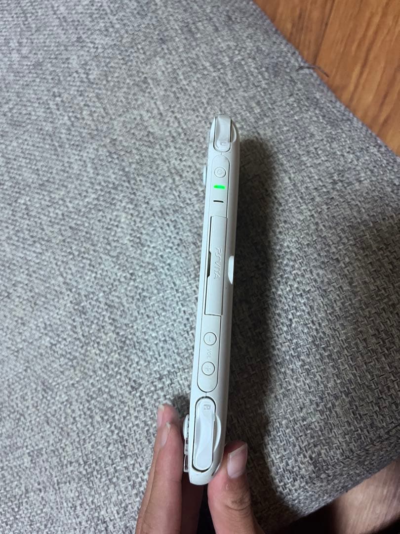 PS Vita ホワイト FINAL FANTASY X/X-2 HD