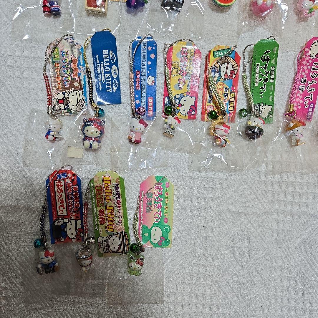 【まとめ売り】ご当地キティ ストラップ 53個セット