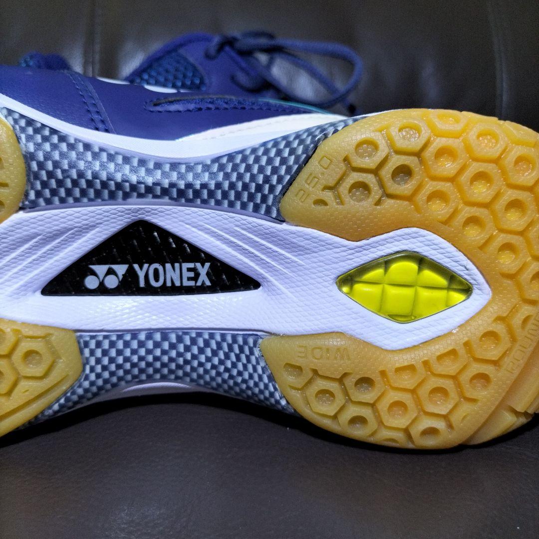 古川【YONEX】美品　25cm ヨネックス　バドミントンシューズ