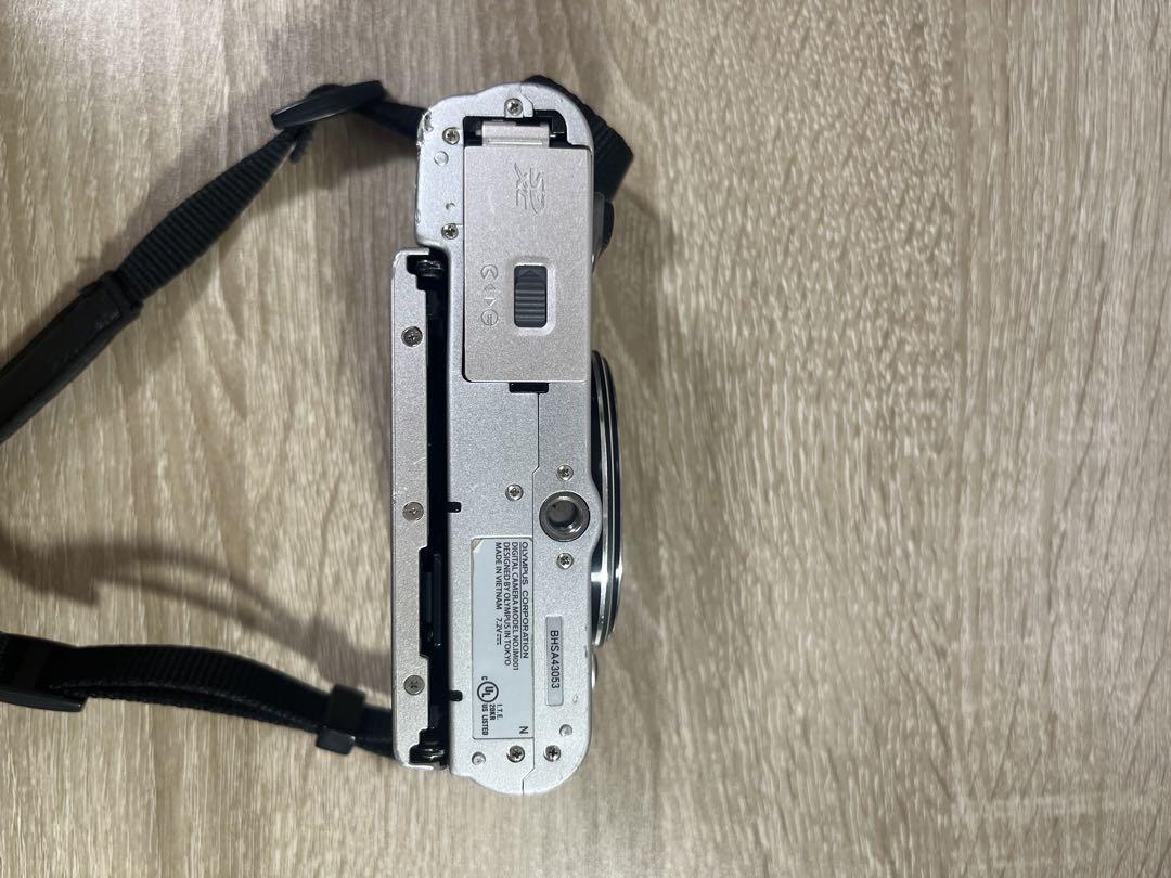 OLYMPUS PEN E-PL8 ミラーレス一眼 本体、レンズセット