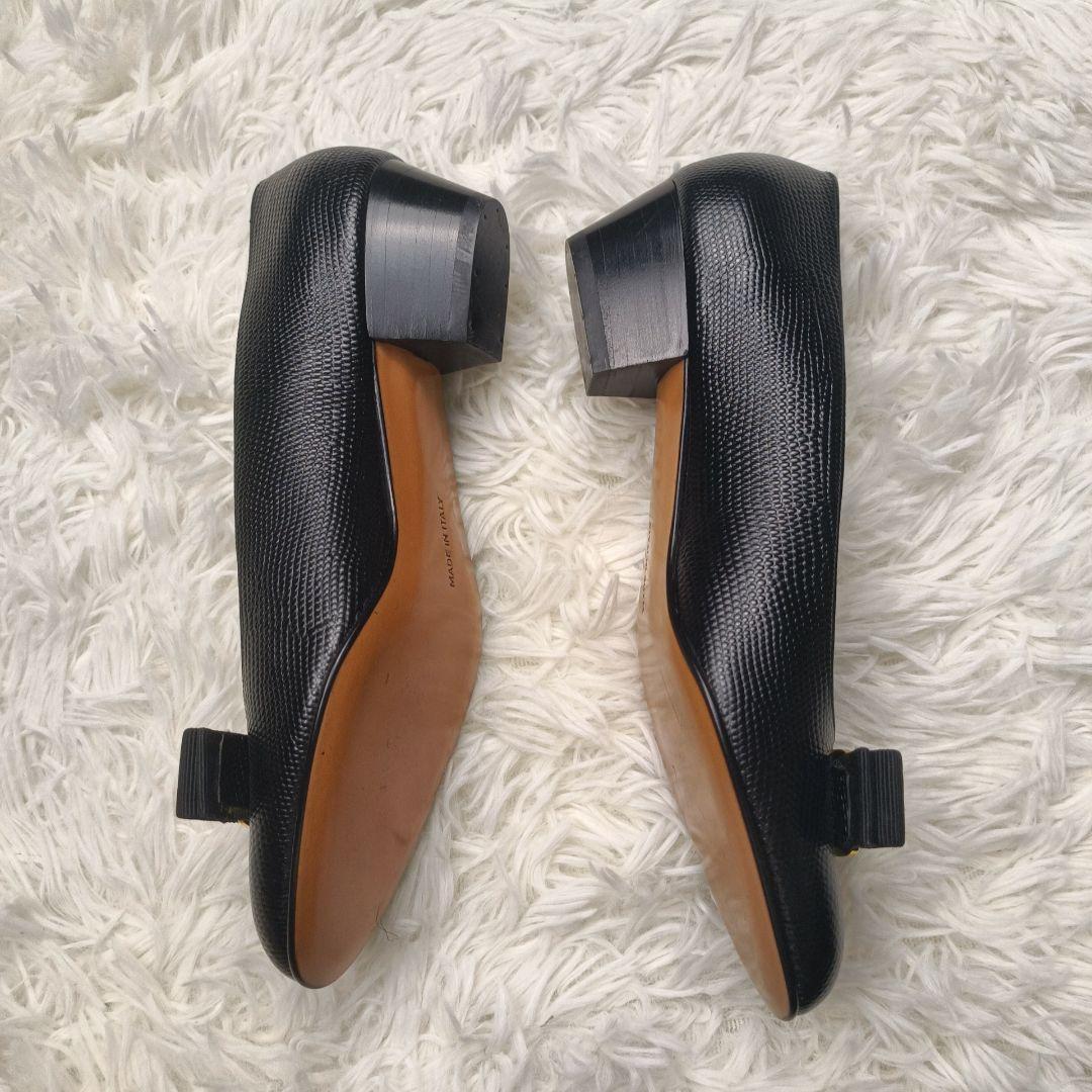 フェラガモ　黒 レザーパンプス リボン　ヴァラリボン　VARA　ヴァラ　極美品