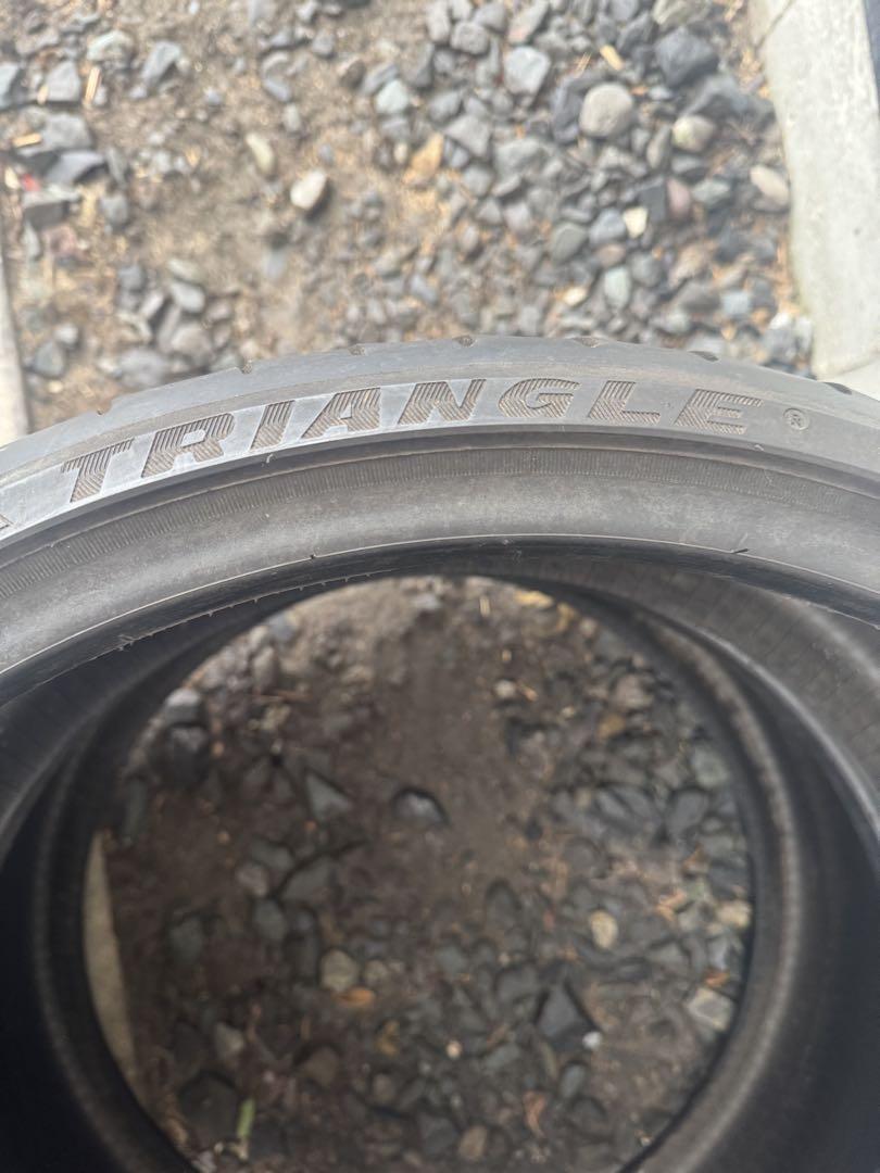 TRIANGLE 21年製225/30r20 2本