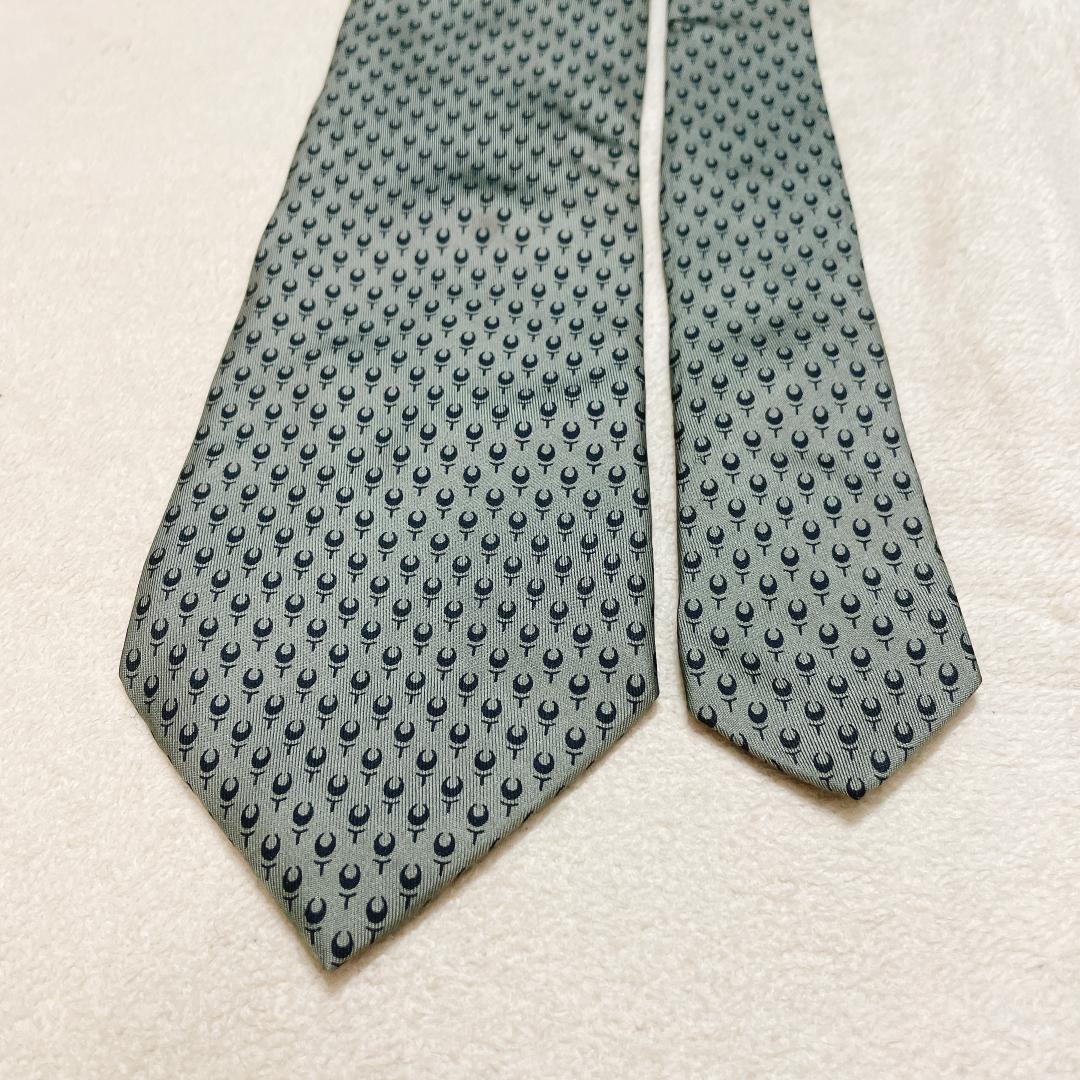 【新品・イタリア製】GIORGIO ARMANI・シルク レジメンタル柄ネクタイ 楽天市場】ジョルジオアルマーニ ネクタイ レジメンタルの通販