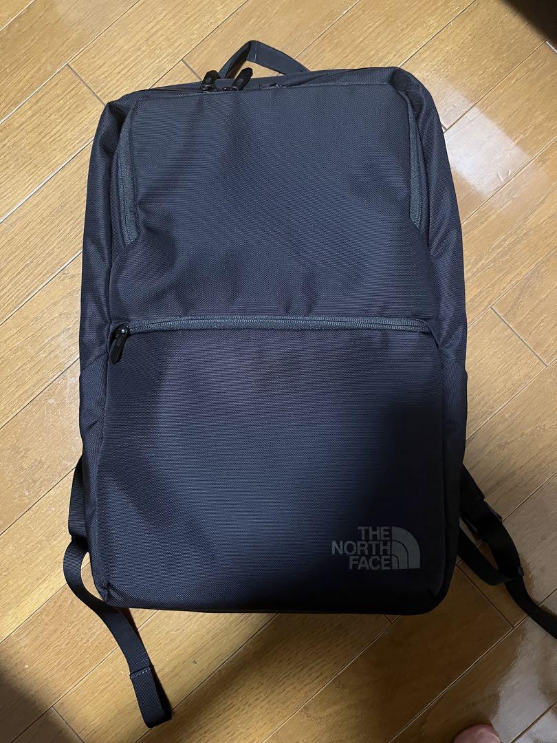 THE NORTH FACE シャトルデイパック　スリム　ブラック