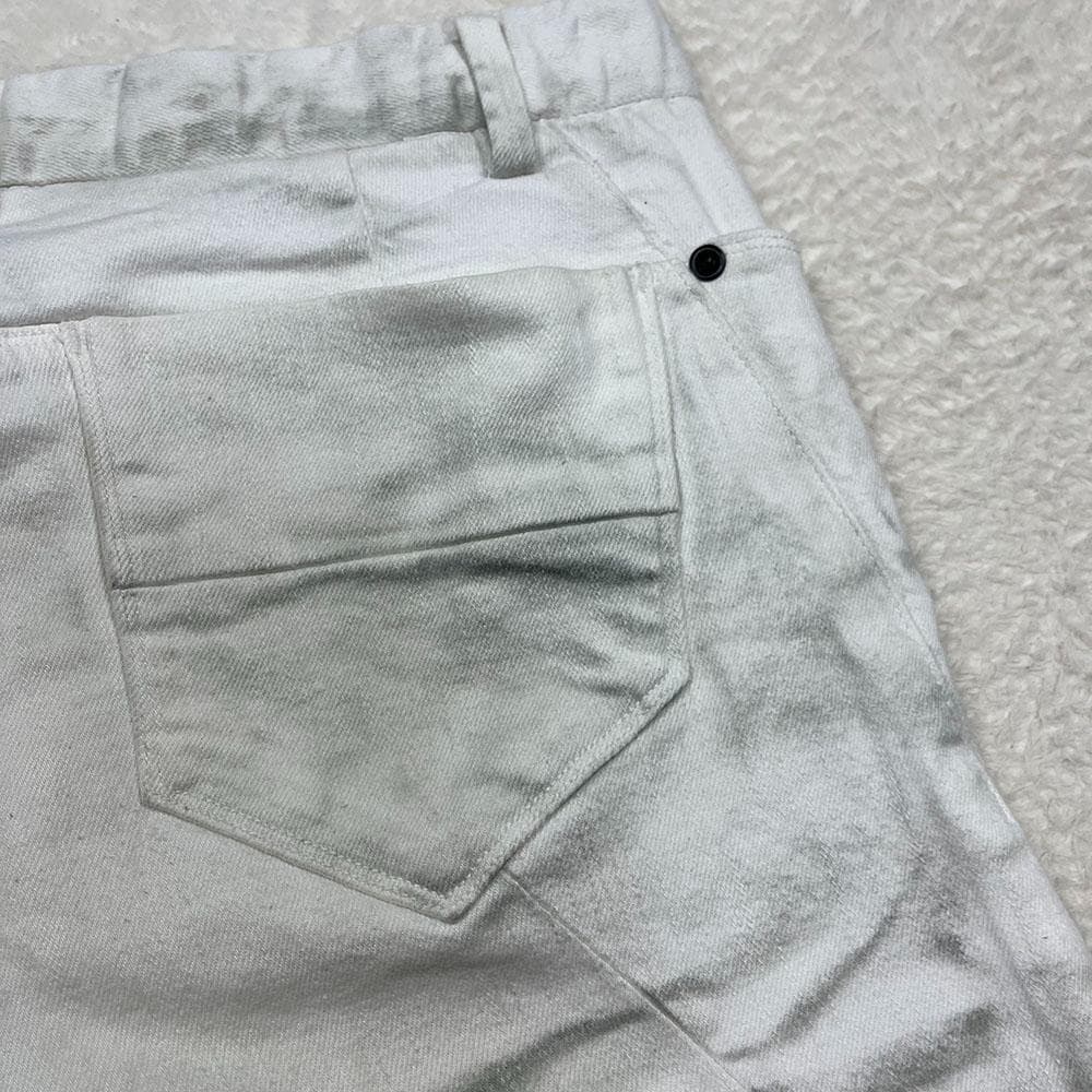 JOHNNY WOLF ホワイトスキニーデニムパンツ 鬼ヒゲ JOHNNY WOLF ホワイトスキニーデニムパンツ 鬼ヒゲ