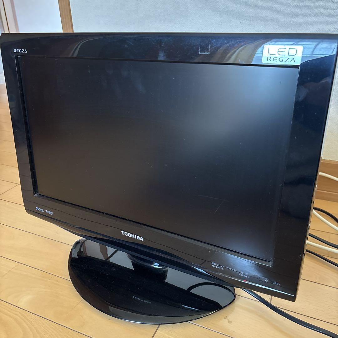 REGZA 19インチ 液晶カラーテレビ リモコン付 19RE1 2010年製②