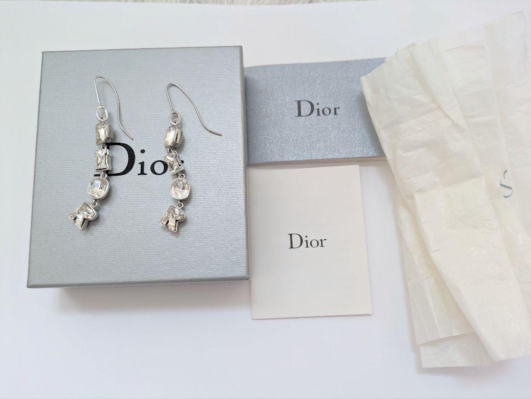 美品✨ディオール ピアス ビジュー diorモチーフ クリスタル シルバーアクセ