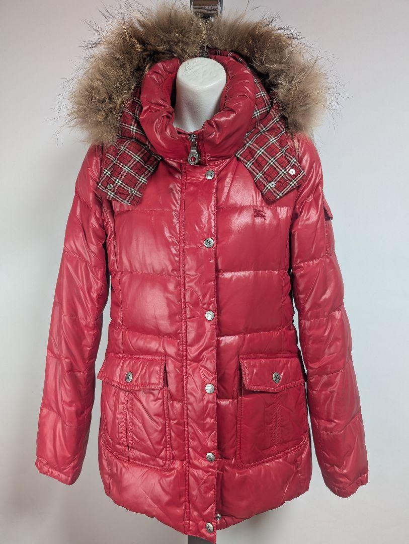 ❣️お値下げ❣️Burberry赤いフード付きダウンコート