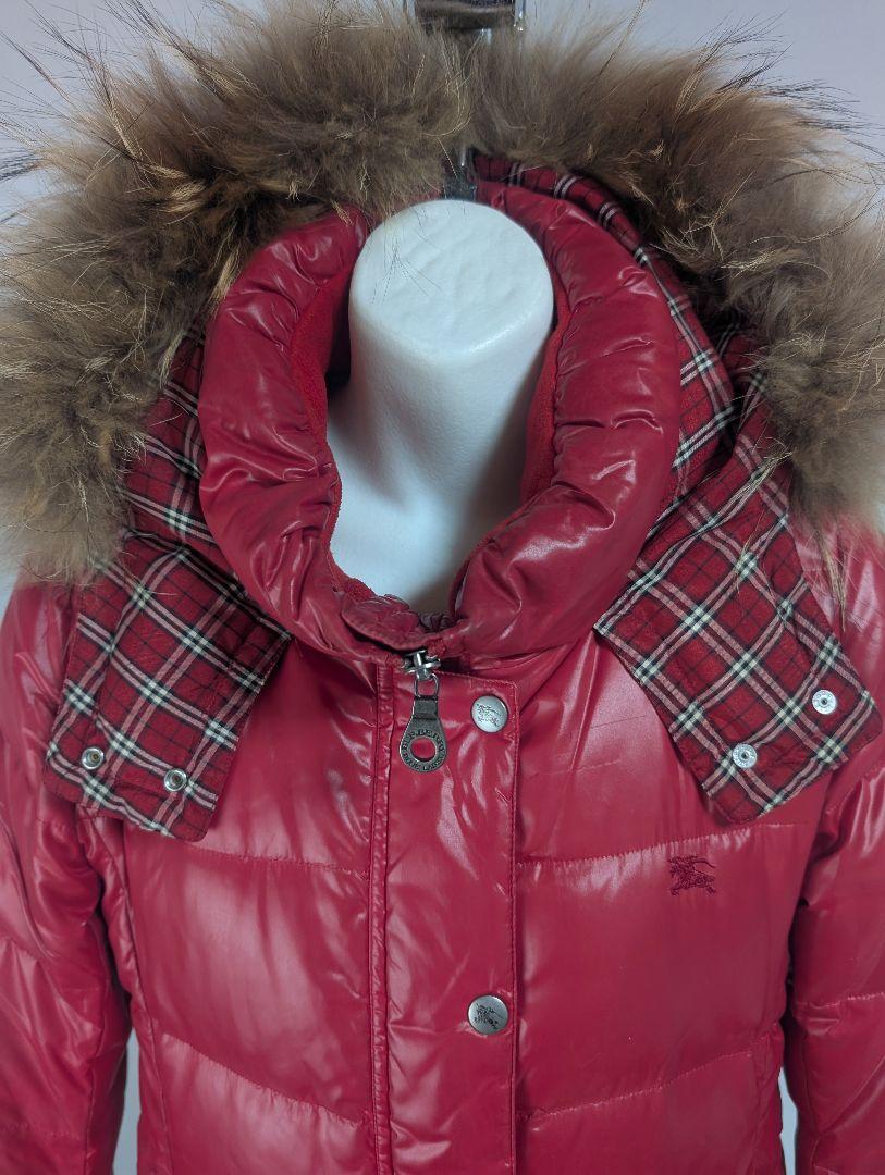 ❣️お値下げ❣️Burberry赤いフード付きダウンコート