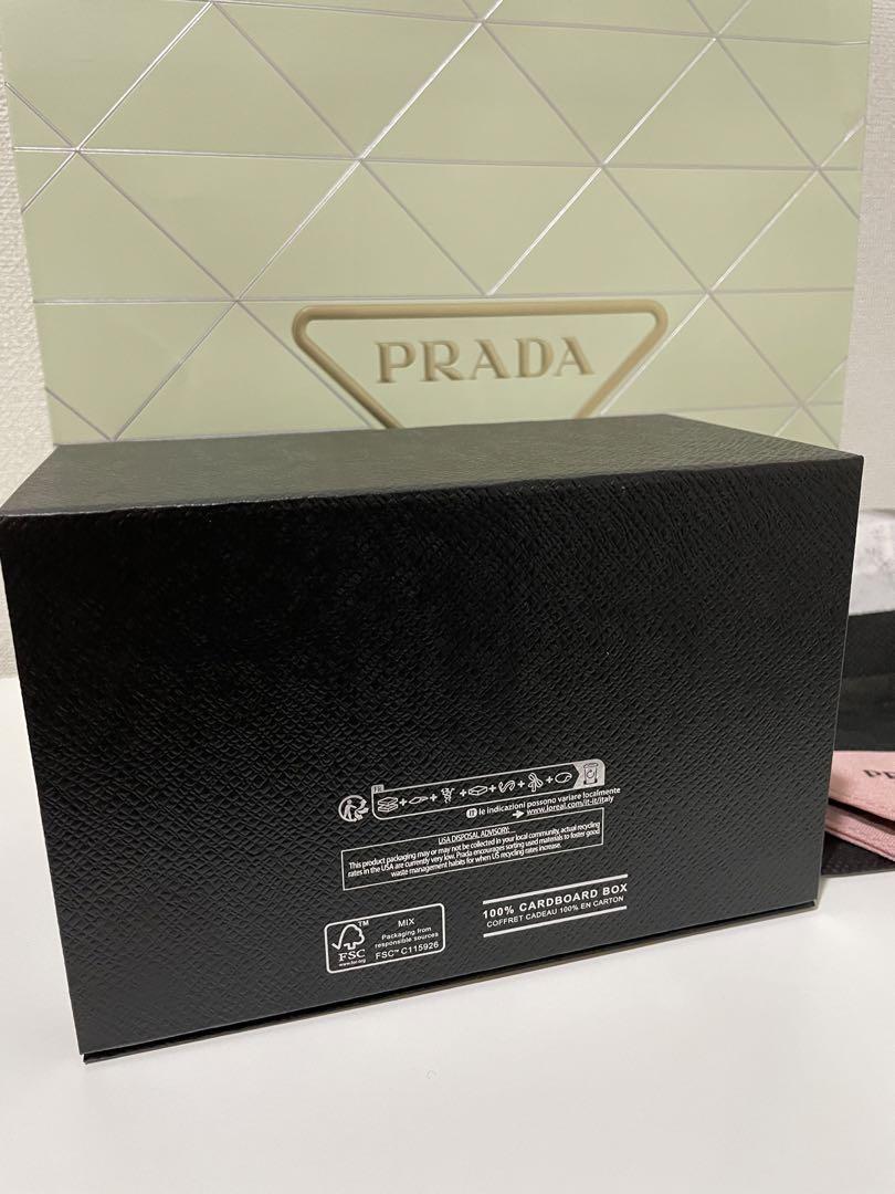 Prada Paradoxe プラダ　パラドックス　ノベルティ　ミラー