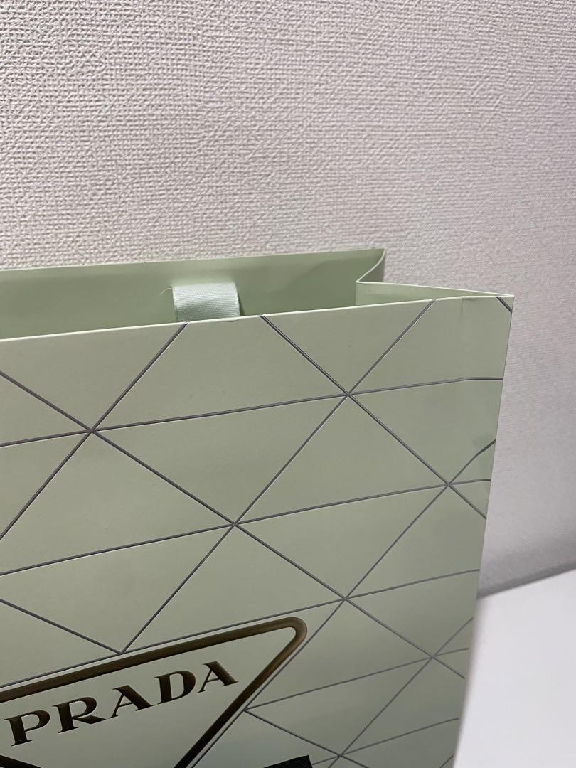 Prada Paradoxe プラダ　パラドックス　ノベルティ　ミラー