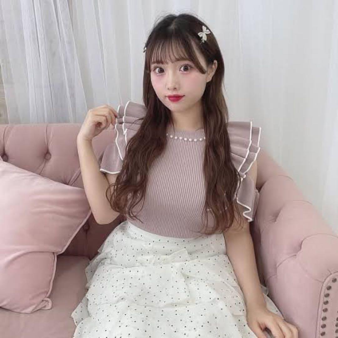 evelyn エブリン　パールフリルニット　トップス　ピンク　フリーサイズ 5,000円