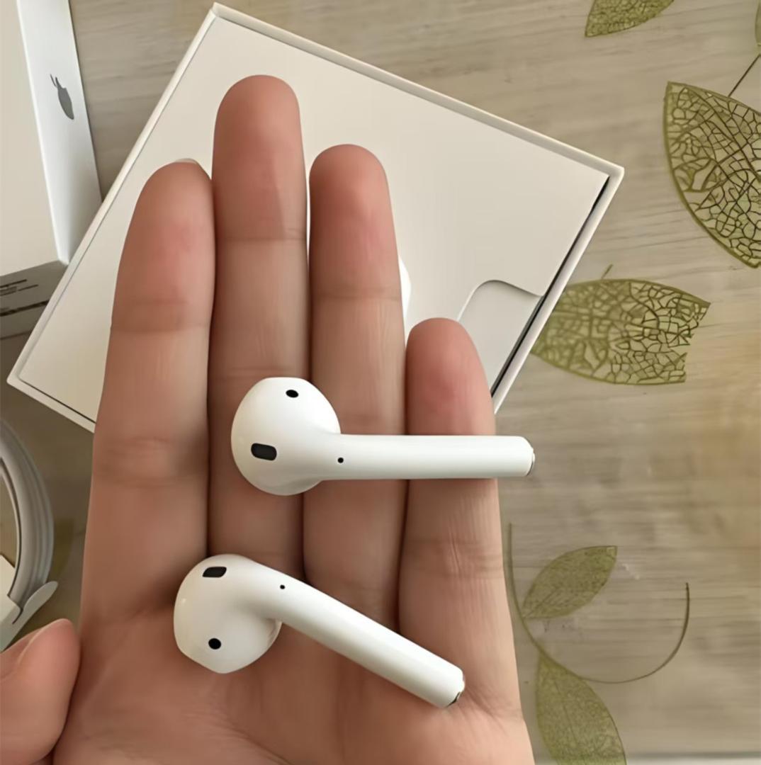 美品 AirPods第2世代