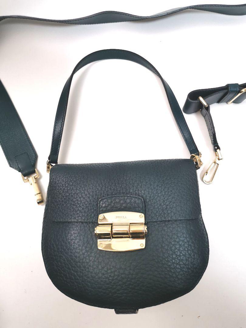 フルラ　FURLA