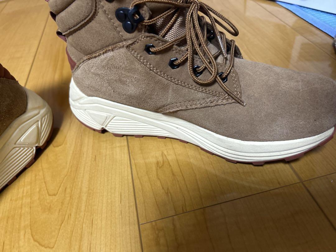 UGG ブラウンファー付きブーツ