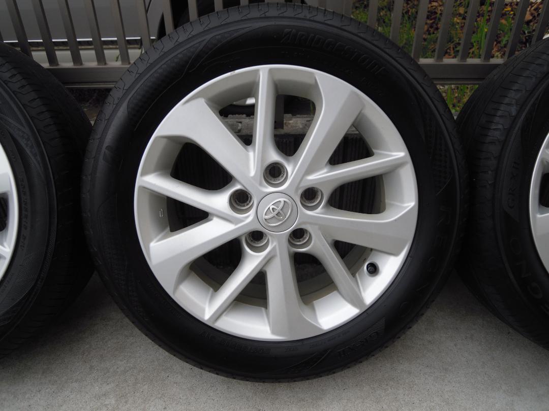 ZWR80　オーリス　ブレイド　アイシス　レグノ 純正アルミ　205/55R16