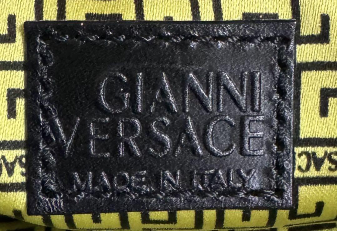 GIANNI VERSACE イタリア製 オールレザーハンドバッグ シルバー金具