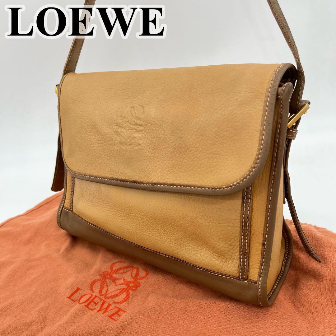 LOEWE ショルダーバッグ 斜め掛け アナグラム ロゴ型押し ナッパ