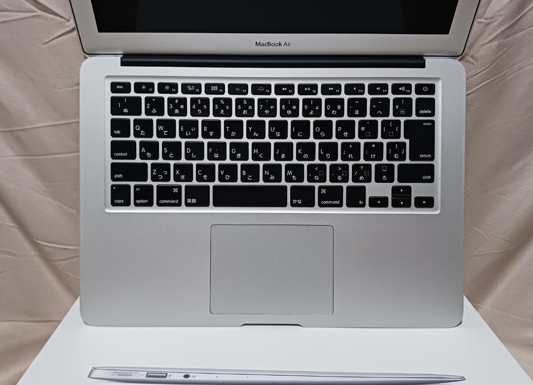 MacBook Air 13インチ　i7モデル　動作品