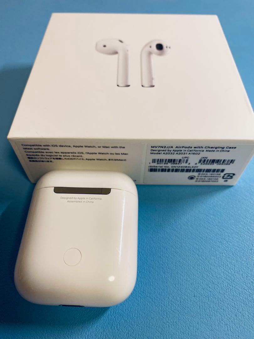 AirPods 第二世代 充電ケースのみ A1602 GBPK - メルカリ