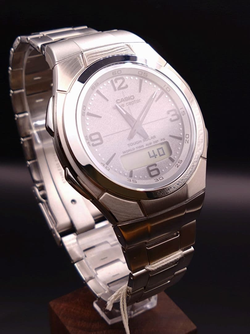 欲しいの欲しいの新品!カシオソーラー電波時計!WVH-100DJ-7AJF!4.4