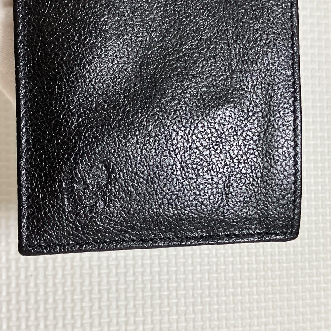 未使用IL BISONTE イルビゾンテ　レザー二つ折り財布　黒　袋カード付き