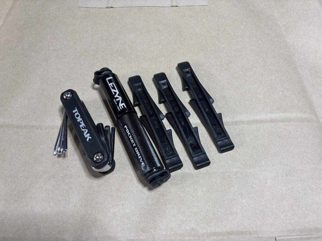 LEZYNE POCKET DRIVE 携帯ポンプ TOPEAK携帯ツール
