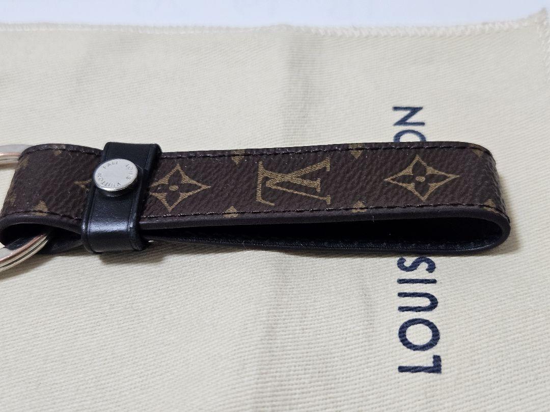 美品☆ルイ・ヴィトン　キーホルダー・LV ドラゴンヌ　M62709