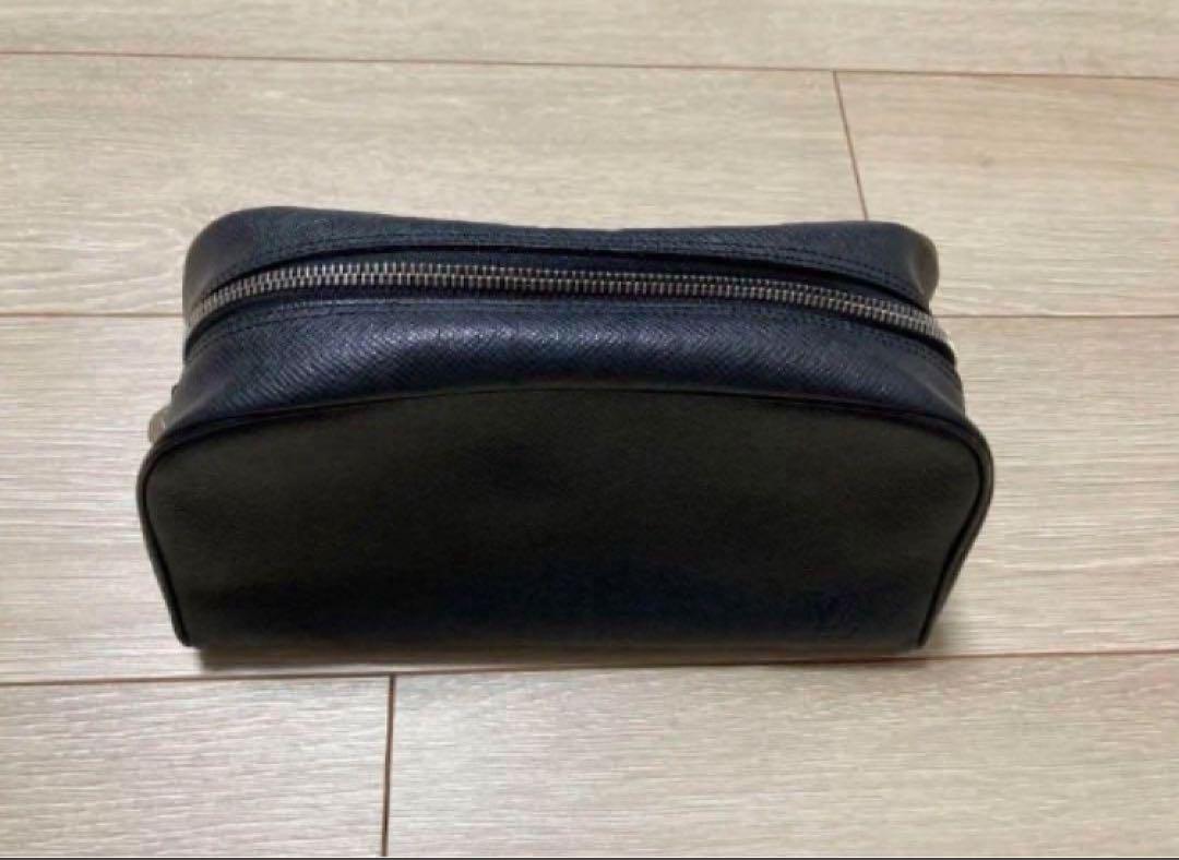 ルイヴィトン タイガ トゥルース トワレ セカンドバッグ 廃盤品