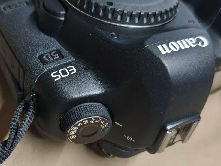 【美品】Canon EOS 5D Mark II デジタル一眼レフ