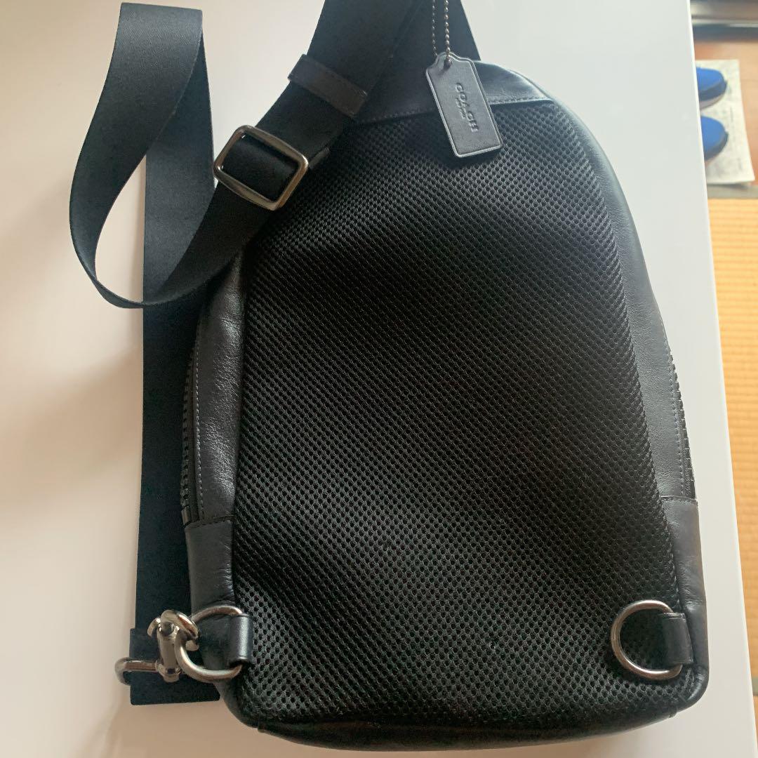 coachボディバッグ　ネイビー&グレー