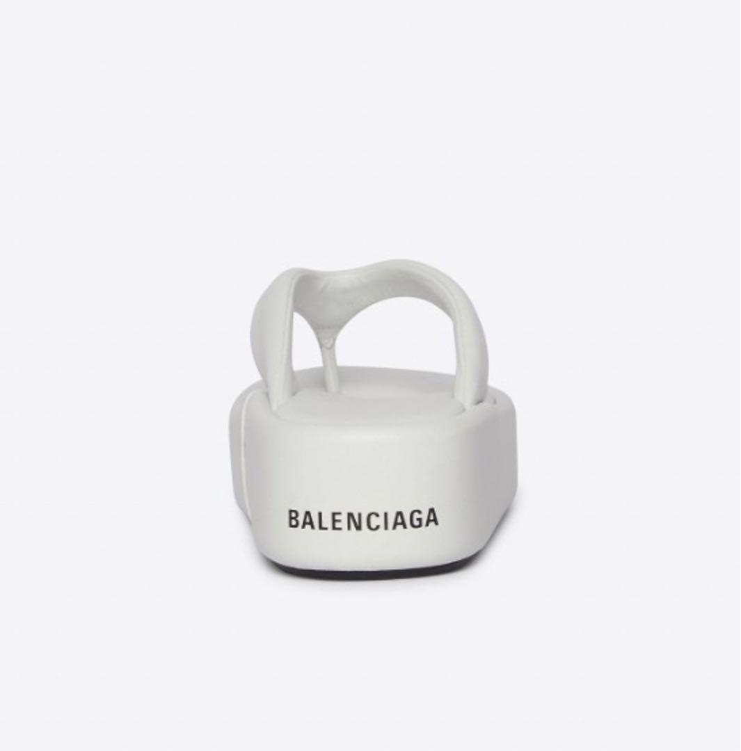 BALENCIAGA ホワイト トングサンダル 39 BALENCIAGA ホワイト トングサンダル 39