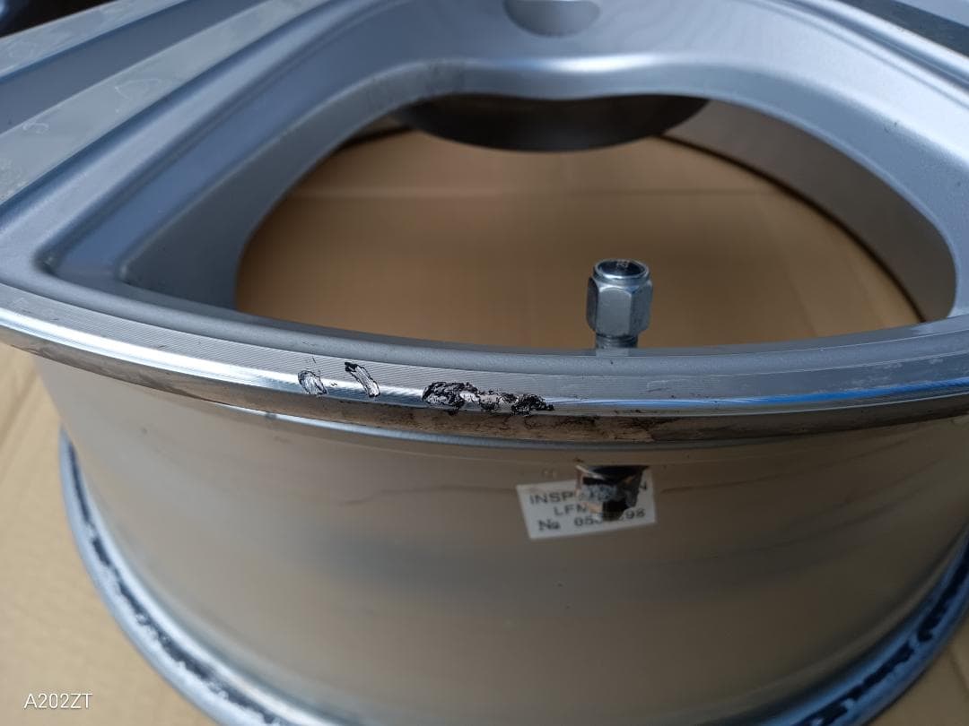 ROZEST STYLISH MODE 18インチ アルミ 1台分 0280 ②