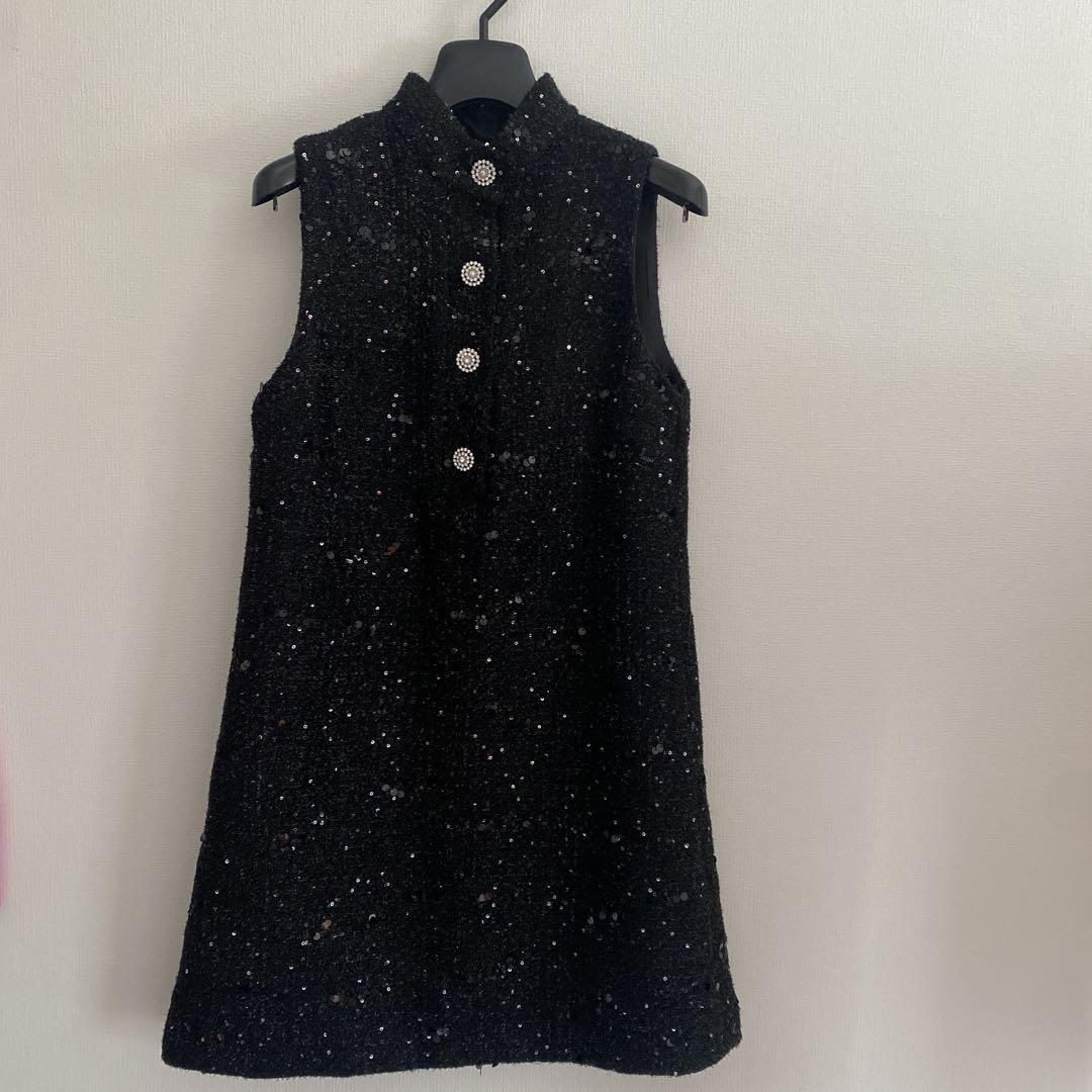 【新品】ZARA 黒 ノースリーブ ワンピース
