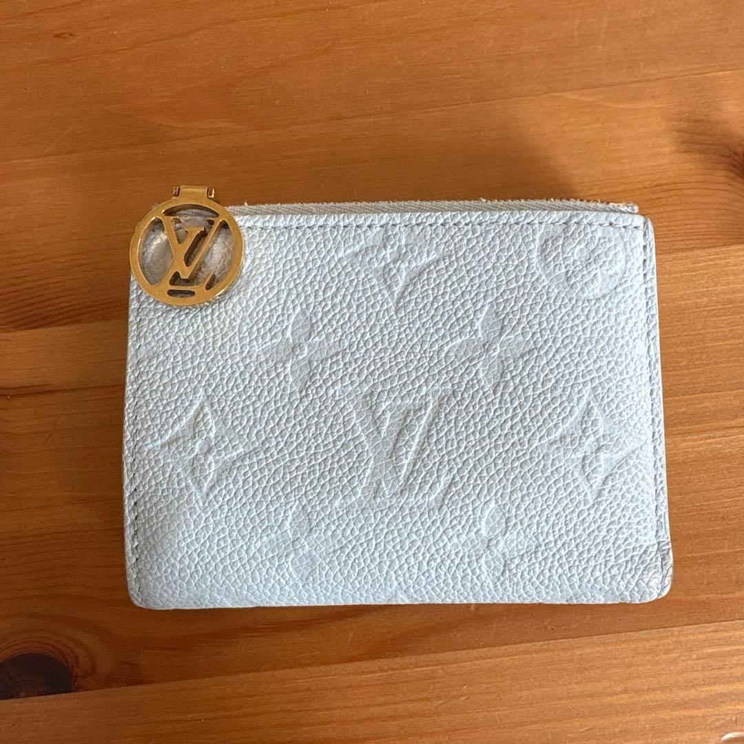 LOUIS VUITTON ライトブルー 二つ折り財布 LOUIS VUITTON ライトブルー 二つ折り財布