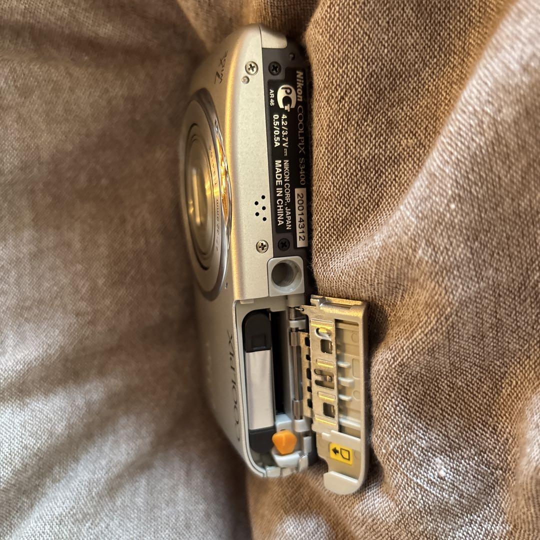 Nikon COOLPIX S3400 シルバー コンパクトデジタルカメラ