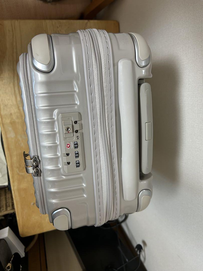 ジョニーカーゴCARGOスーツケースSS 　機内持込　コインロッカー対応