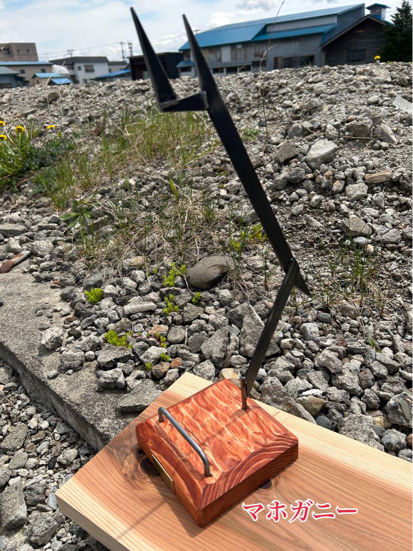 ☆送料込み☆ランタンスタンド　即購入OK 男前　キャンプギア　BBQ アウトドア
