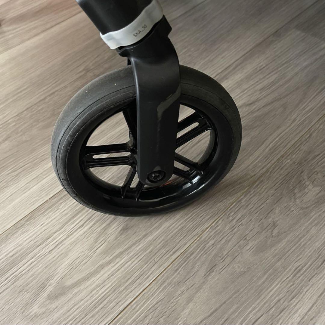 モニュメントグレー