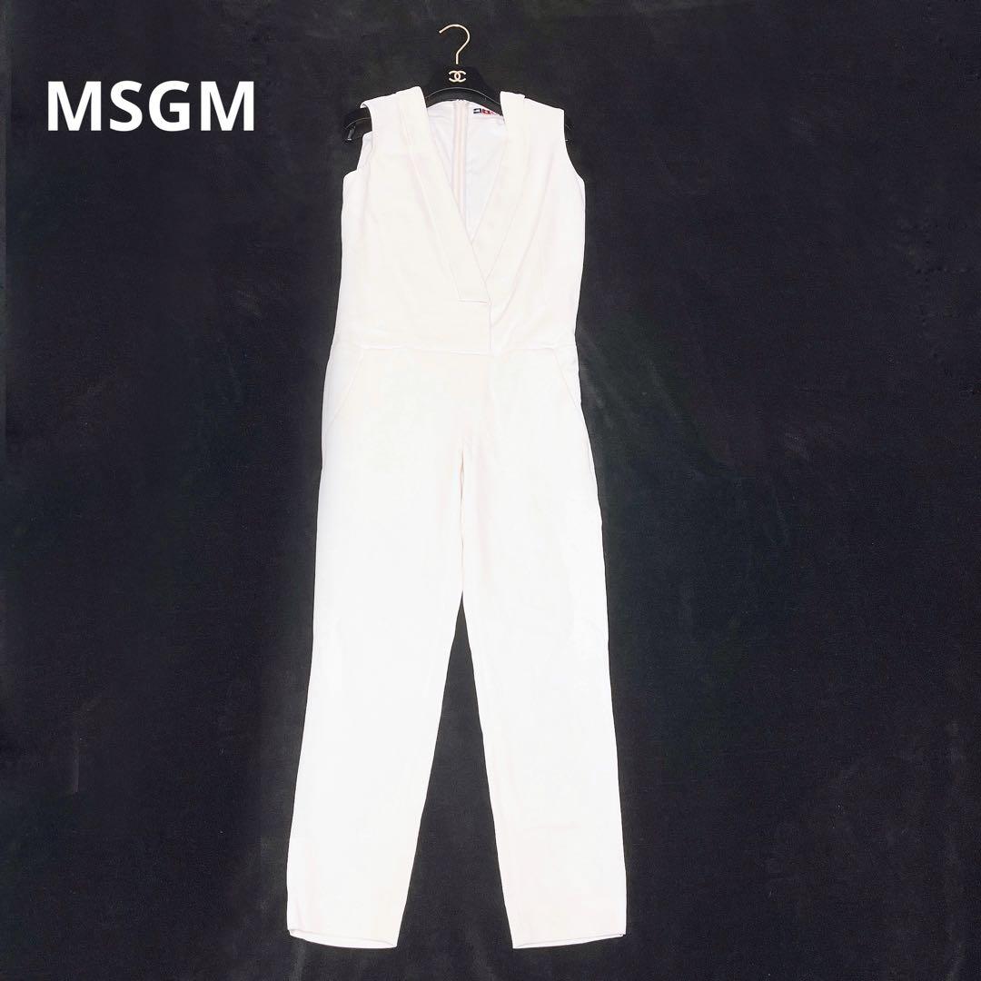 【美品】MSGM エムエスジーエム フリル オールインワン サロペット L 白 MSGM ジャンプスーツ オールインワン サロペット 白 シンプル
