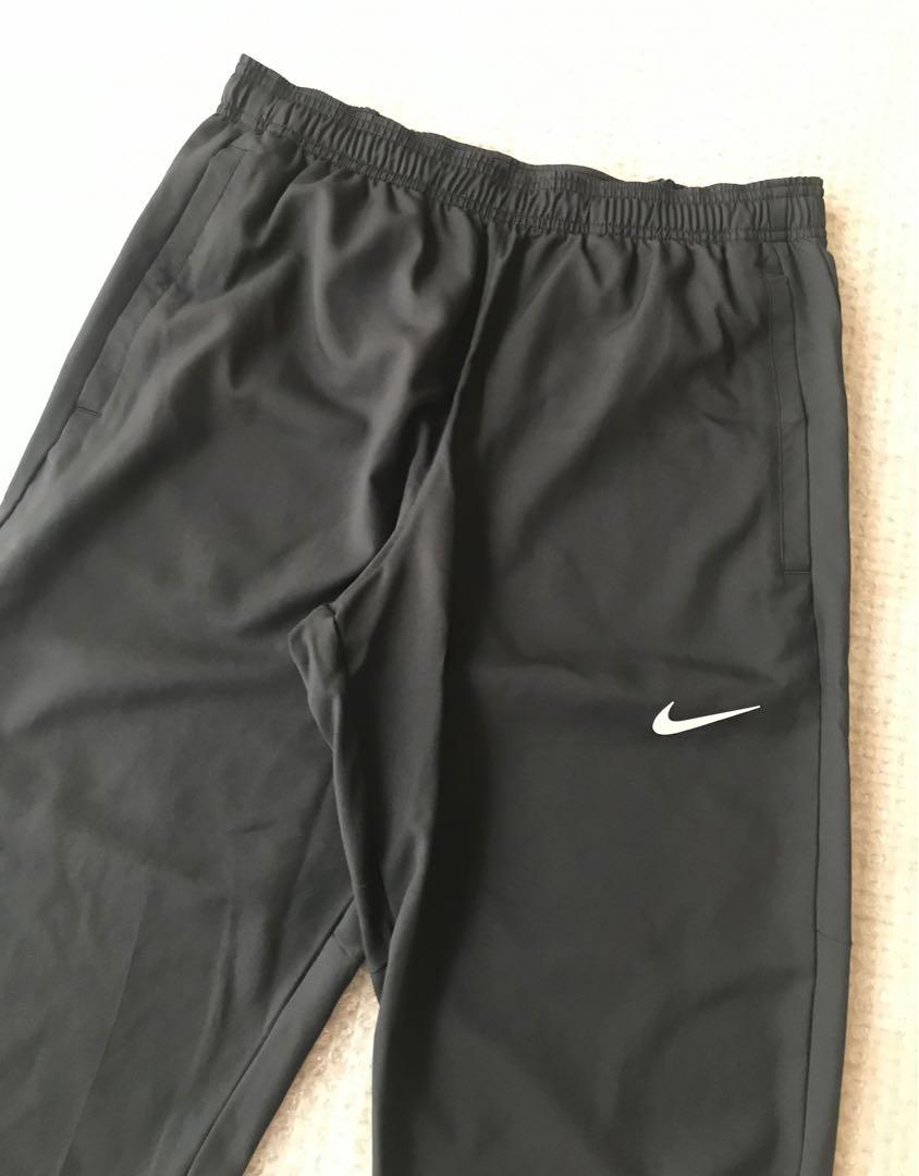 NIKE ナイキ Dri Fit トレーニングパンツ　ランニングパンツ